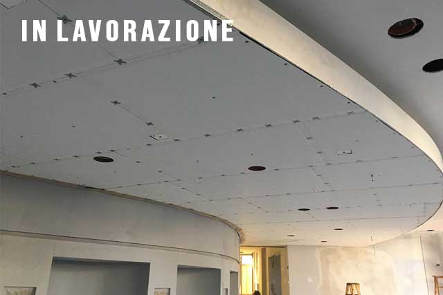 sistema acustico monolitico soffitto mono acoustic in lavorazione
